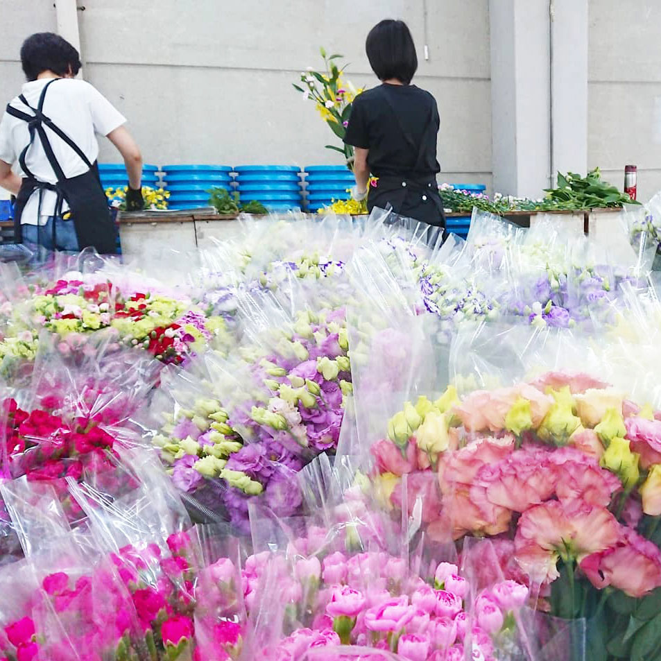 お店に置いてある花